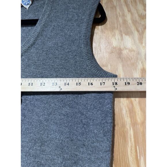 Snowflakes Men's 100% Lambswool V-neck Sweater Vest Grey Size M 36 - Picture 4 of 6